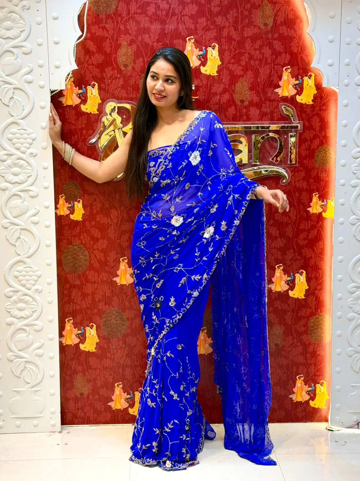 Sequence Flowers Saree - Image 7