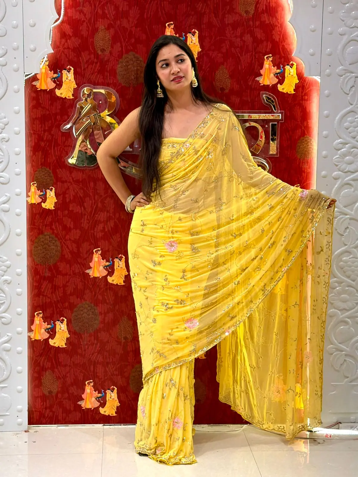 Sequence Flowers Saree - Image 10