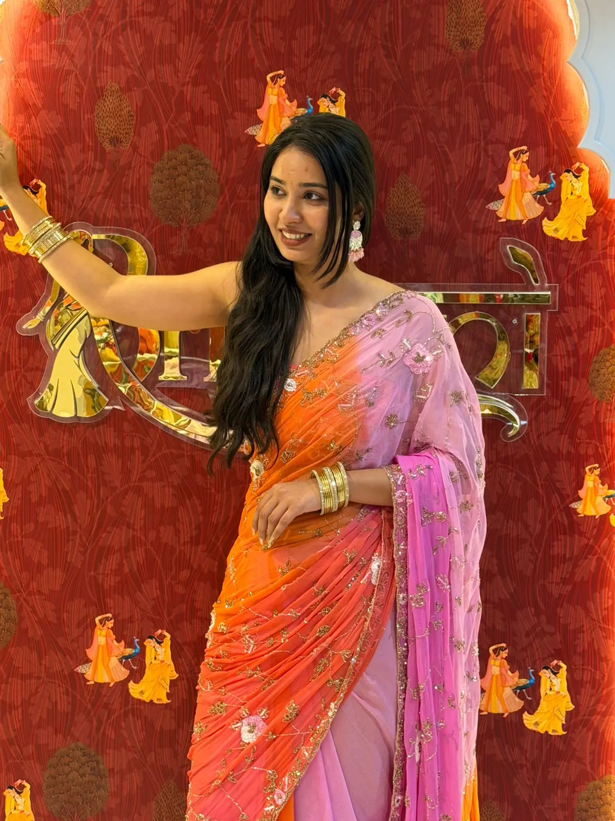 Sequence Flowers Saree - Image 14